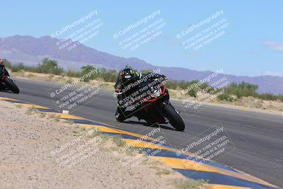 media/Oct-01-2023-SoCal Trackdays (Sun) [[4c570cc352]]/Turn 7 Inside (11am)/